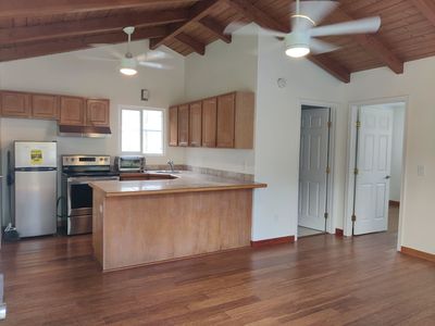 2042 Kahekili Hwy #B, Wailuku, HI, 96793