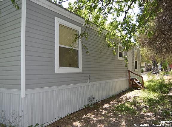 4th image of 8514 Northmont Dr
