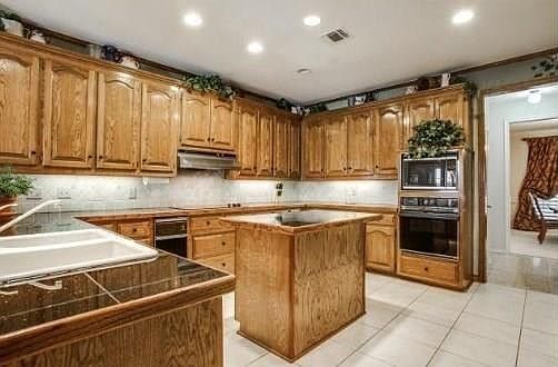 5th image of 4105 Whistler Dr