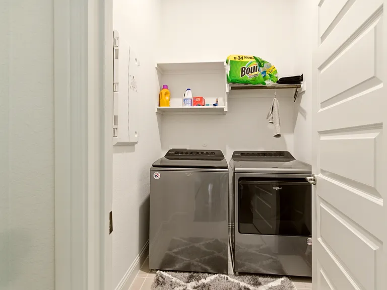 510 Royal Oaks Ln — Photo 23