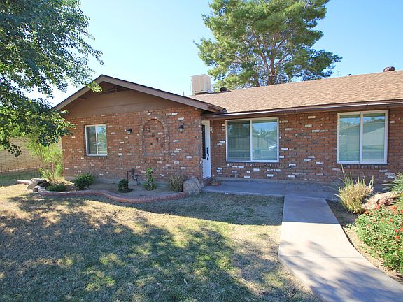 3rd image of 2040 N OLIVE Street