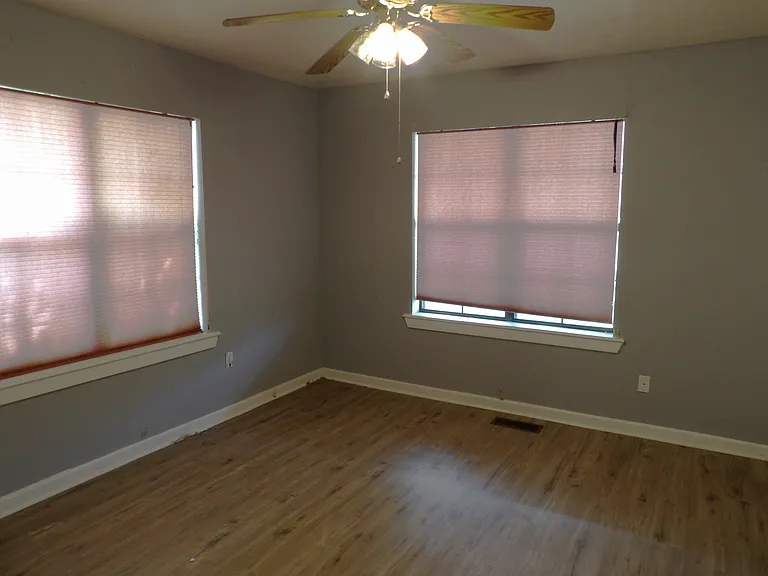 1515 NW Arlington Ave — Photo 13