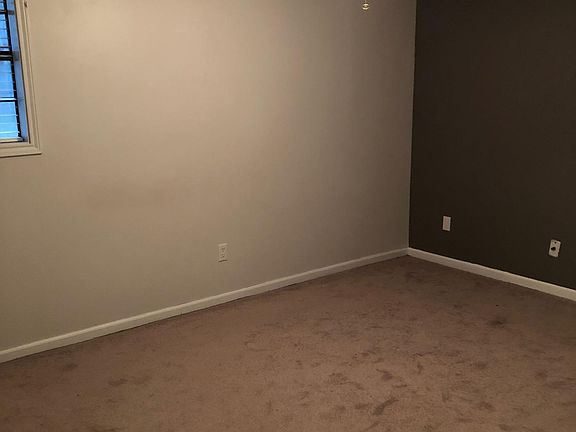 5th image of 277 E Weber Cir