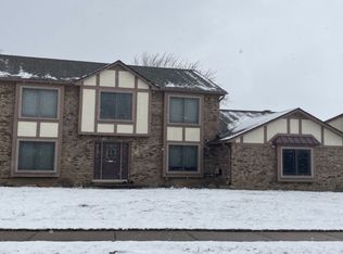 37772 Mallory Dr, Livonia, MI 48154