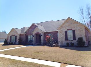 300 Edgewood Dr, McAlester, OK 74501