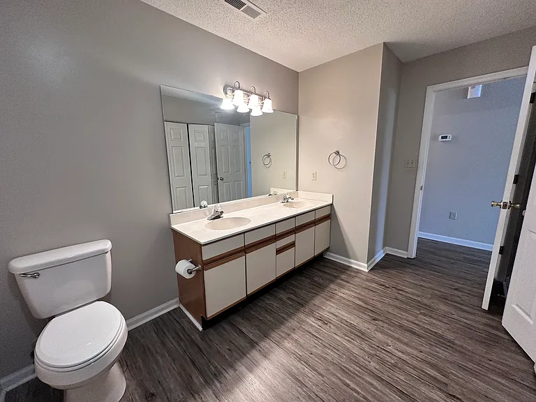 6536 Valene Ct — Photo 23