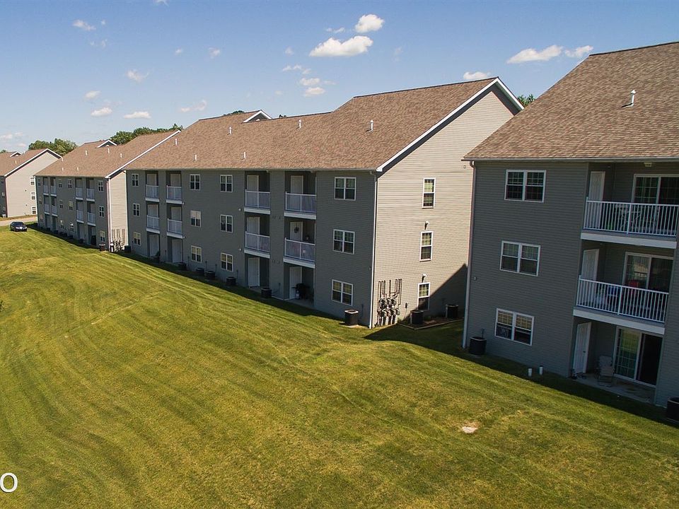 1st image of 5546 Copper Dr APT 305