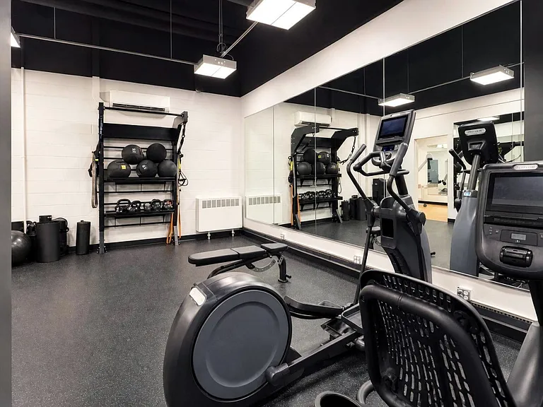3550 N Lake Shore Dr #1806 — Photo 26