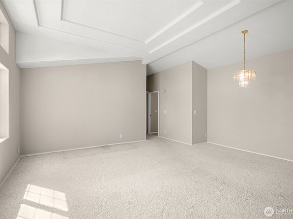 4th image of 23606 Lake Dr W
