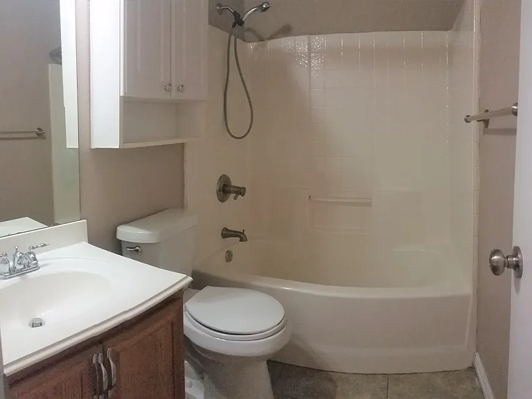 8640 Rainy Lake Dr — Photo 14