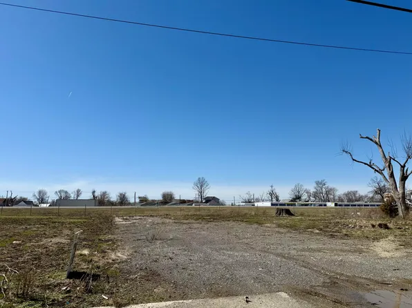 165 N Oak St, Lakeview, OH 43331