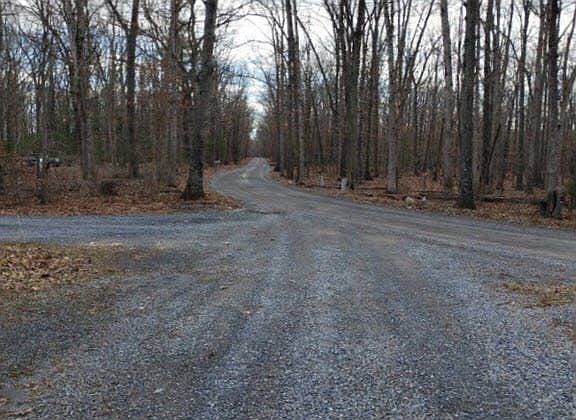 5th image of 444 Charmwood Ln