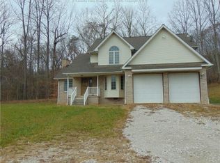 202 Johnson Crk, Walton, WV 25286