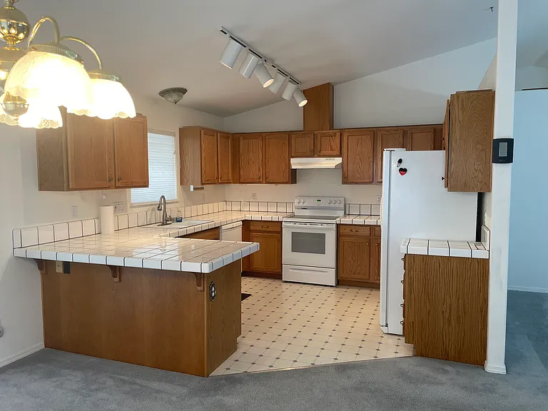 Mia Ct — Photo 9