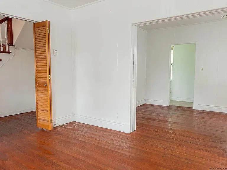 82 Prospect St — Photo 4