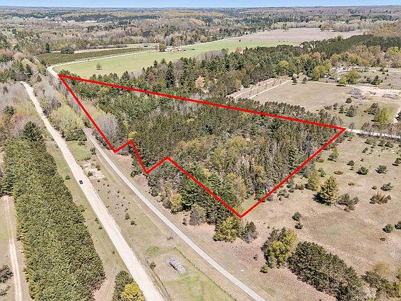 3rd image of Three Mile Rd