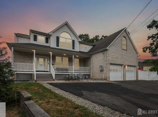 20 Ivy Pl, Monroe Township, NJ 08831