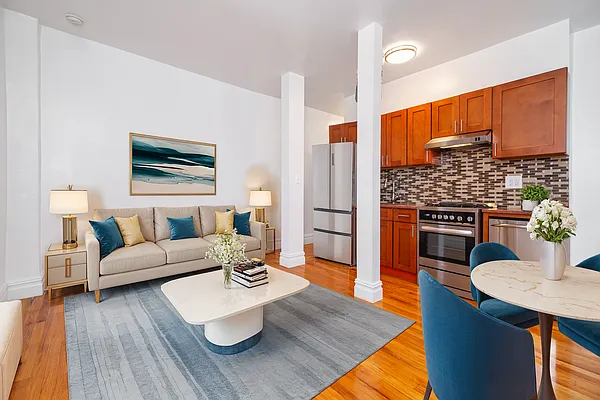 Rented by REAL New York | media 1