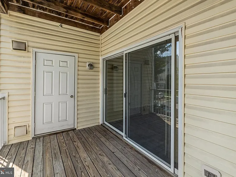 20903 Cedarpost Sq #201 — Photo 24