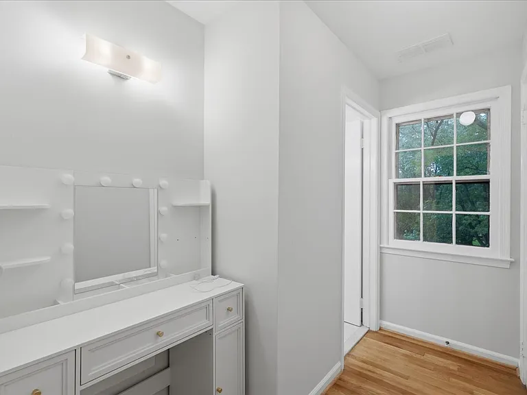 4120 Nutwood Way — Photo 29