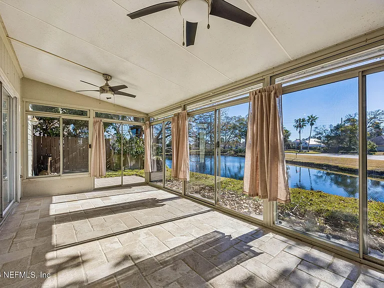 3447 Heron Dr N — Photo 32