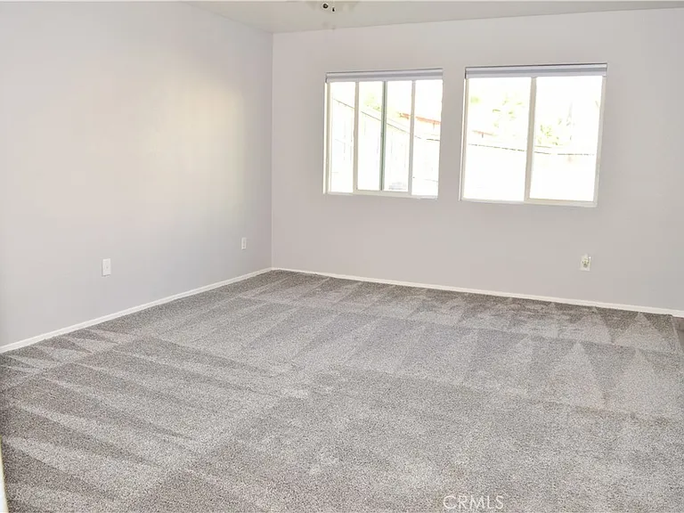 1610 Stoneside Dr — Photo 3