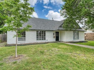 622 Bradfield Dr, Garland, TX