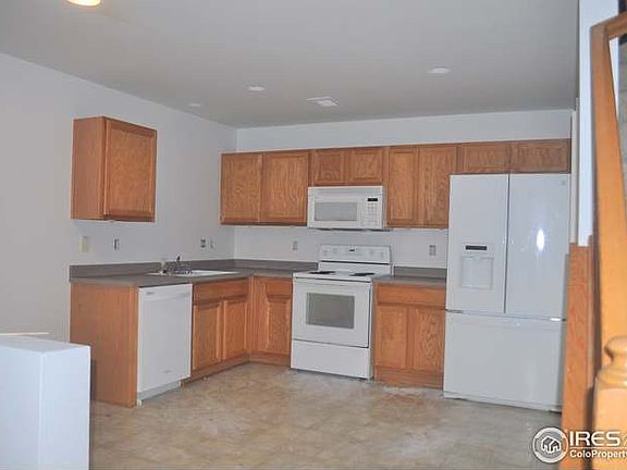 3rd image of 9274 Welby Road Ter #0
