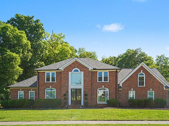 2nd image of 3022 Saint Johns Dr