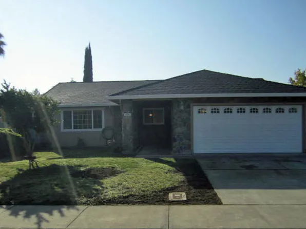 300 Stanislaus St, Lodi, CA 95240