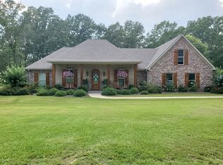 114 Cody Ln, Brandon, MS 39042