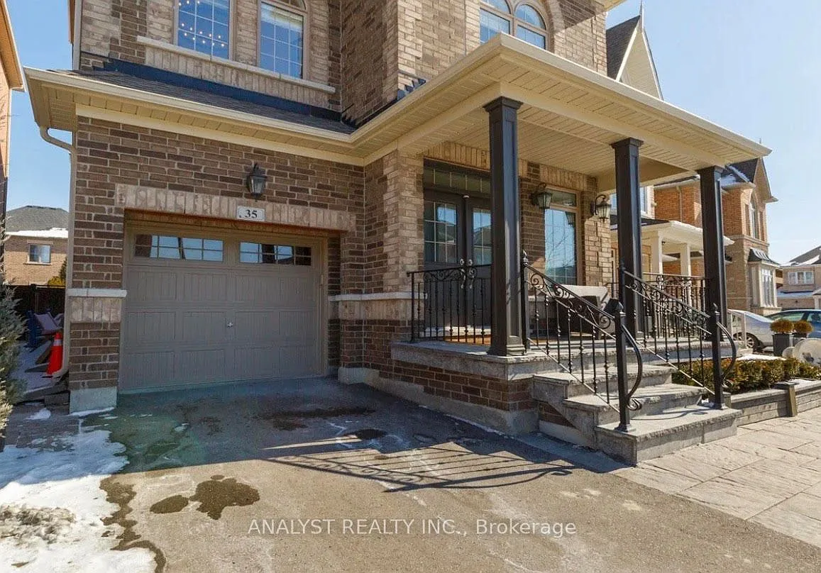 Building Photo - 35 Bright Land Dr