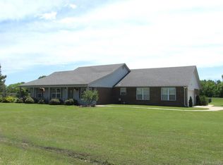 612 Cherry St, Locust Grove, OK 74352