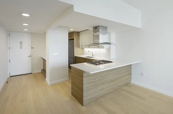 Rented by The Moinian Group | media 3