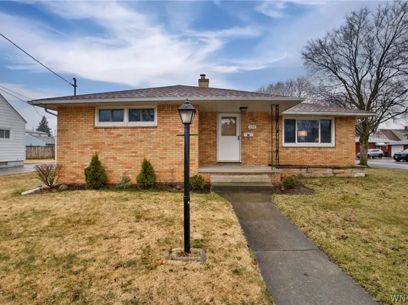 130 16th Ave, North Tonawanda, NY 14120