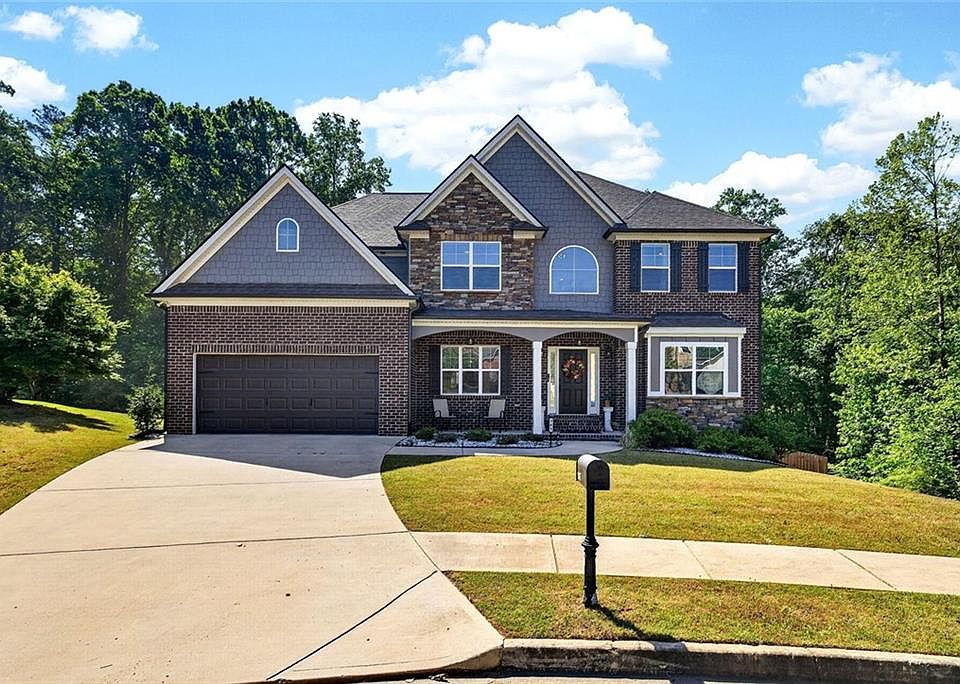 1st image of 701 Lily Glen Ln