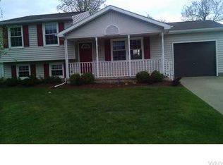 173 Tracey Ln, Grand Island, NY 14072
