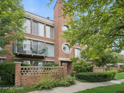 1030 Arbor Ln APT 202, Northfield, IL, 60093