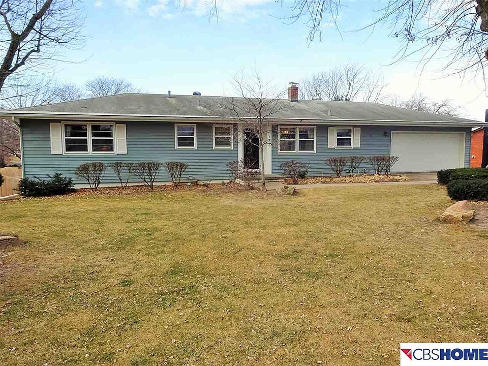 1st image of 3014 S 106th St