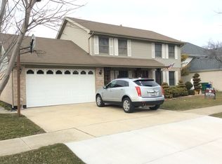 6204 W 85th St, Burbank, IL 60459