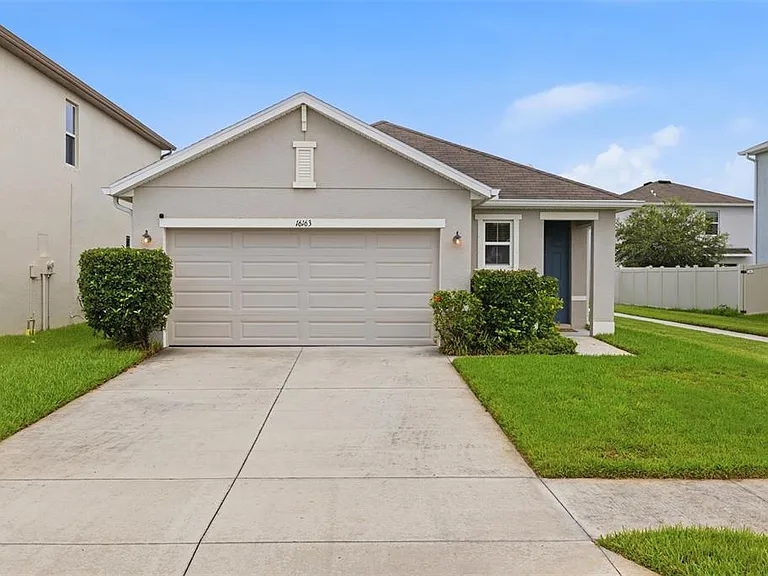 16163 Silent Sands Ln — Photo 2
