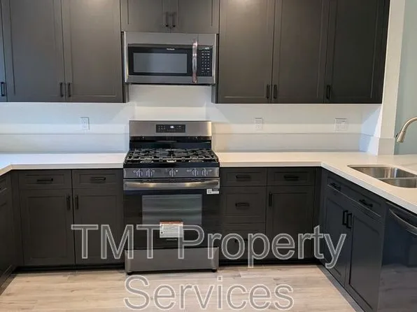 7330 Stratford Pl Unit 706, Sacramento, CA 95842