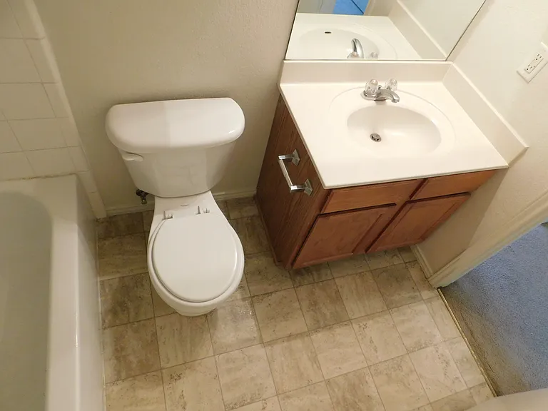 308 Creek St #D — Photo 13