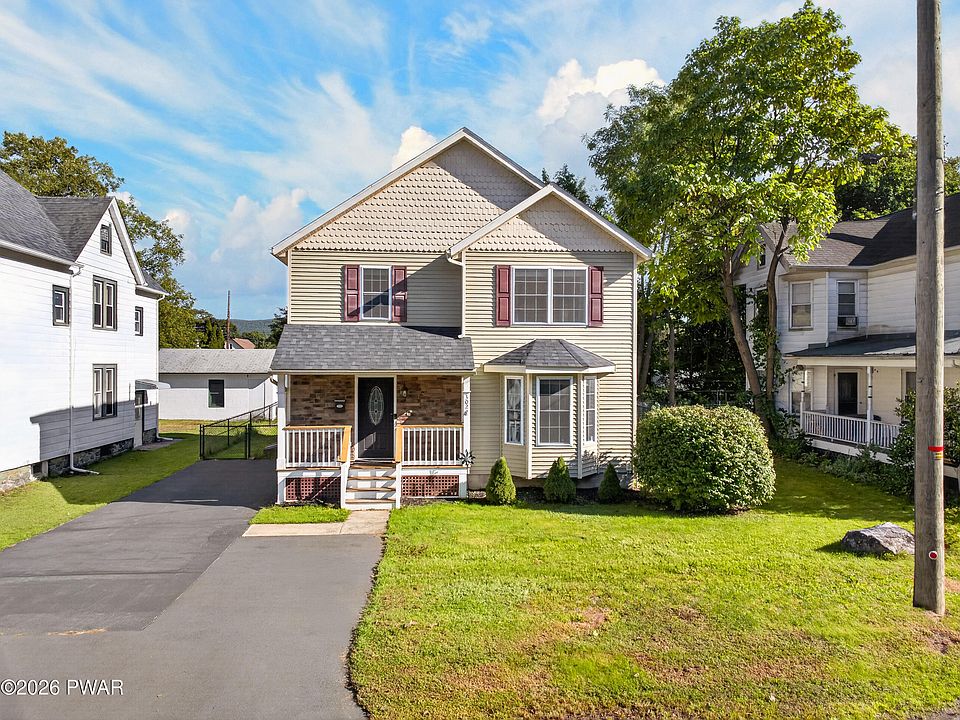 1st image of 302 Avenue H