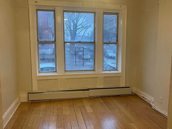 2nd image of 8 Broadway APT 2