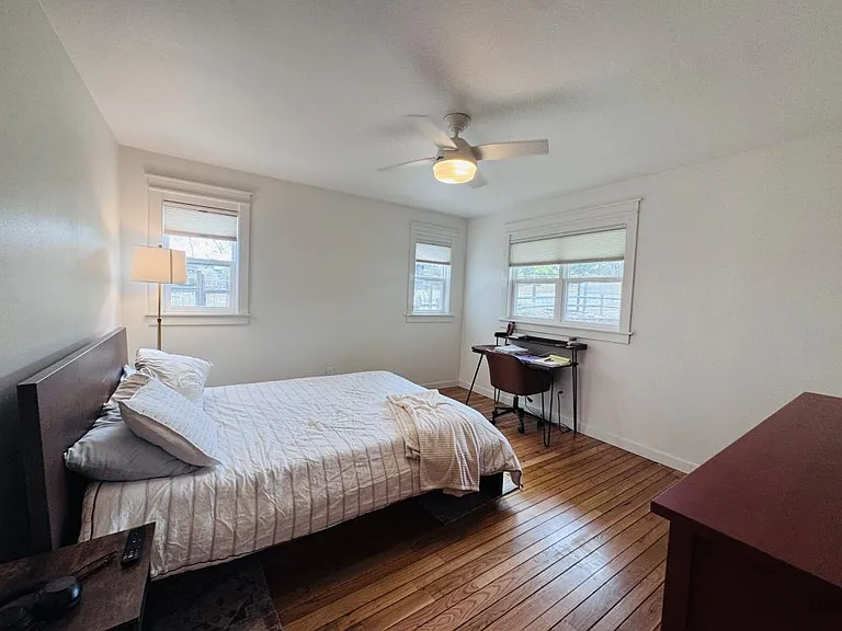1617 Winne Ave — Photo 25