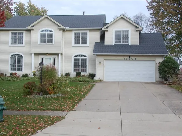 19604 Stoughton Dr, Strongsville, OH 44149