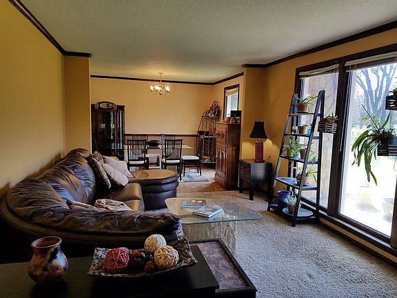 Living / Dining Combination