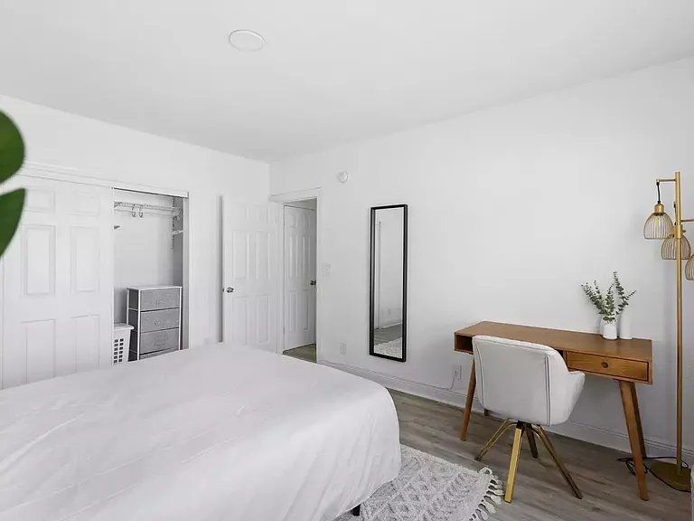 7315 Carlyle Ave #18 — Photo 11