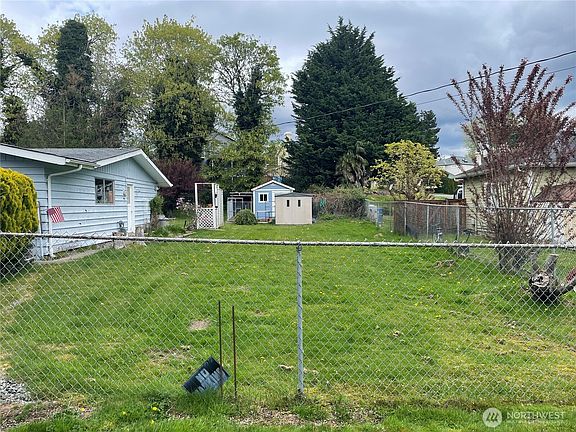 2nd image of 11054 SE 192nd Street
